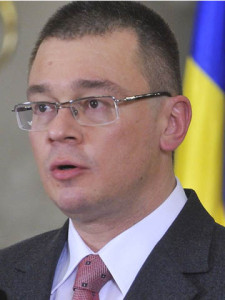 Noul premier desemnat Mihai Razvan Ungureanu face declaratii de presa, la Palatul Cotroceni din Bucuresti