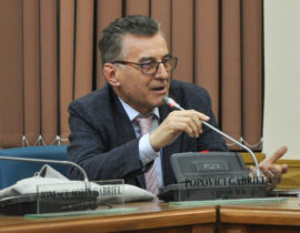 Victor Neumann (o) Foto Costi Duma