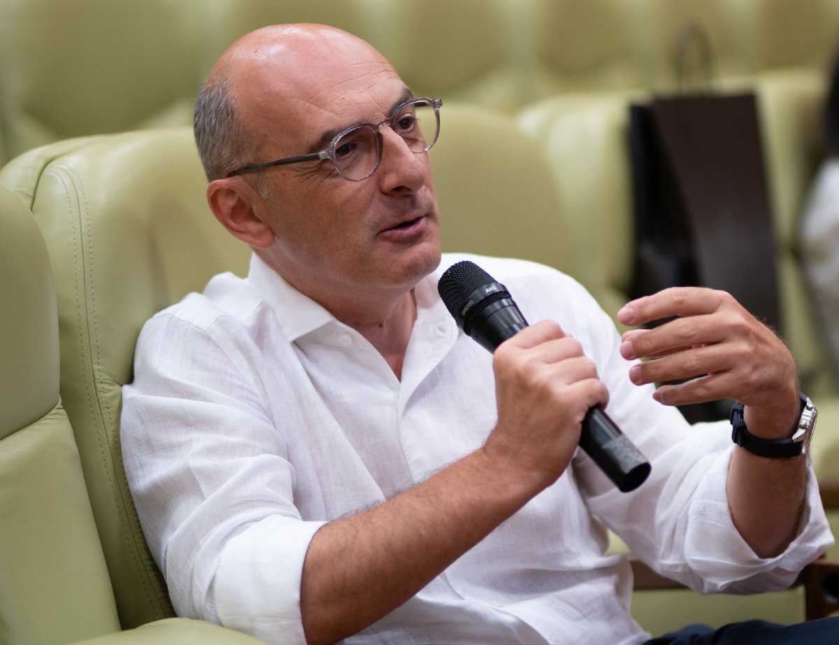 Ovidiu Sandor Foto Art Encounters