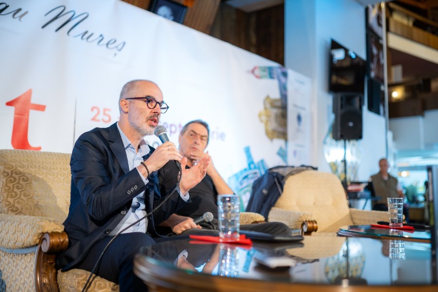 Mihnea Maruta si Vlad Zografi Foto Zoltan Rab - Bookfest